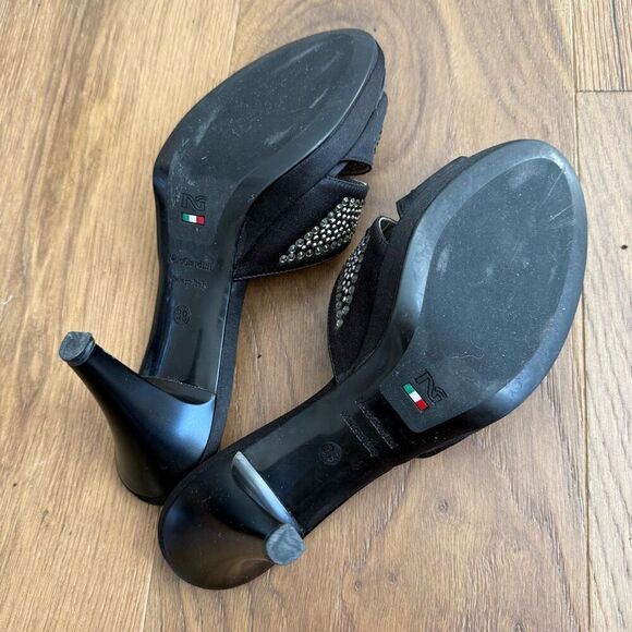 Nero Giardini Italy 3” Heel Mules Bling Logo Black Satin $270 39 - Picture 8 of 8